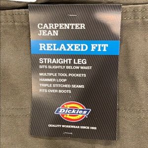Men’s Carpenter Jeans. Heavy Duty work pants.